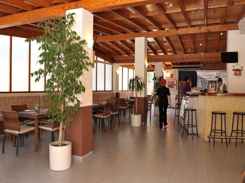 Hostal Rosales Es Pujols Exterior foto